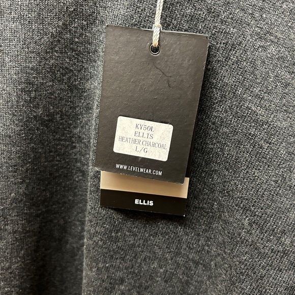 Levelwear Grey Sweater size L ‼️ - Picture 4 of 6